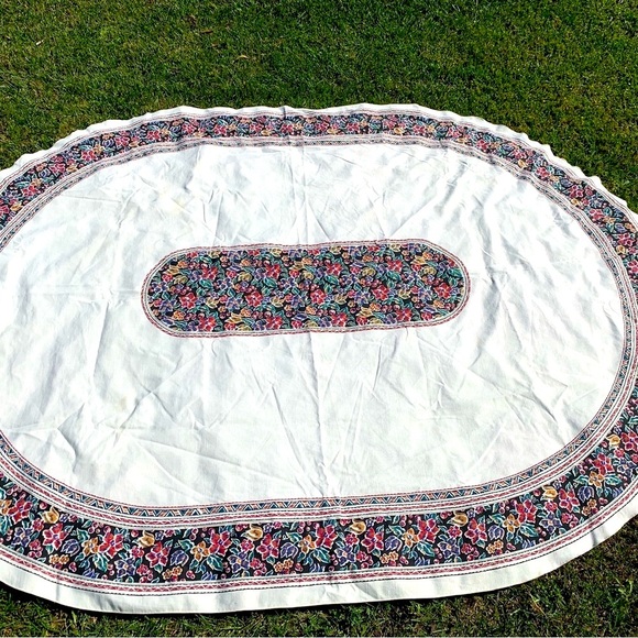 Table cloth - Picture 10 of 10